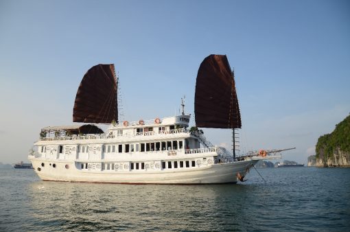 HALONG BAY TOUR